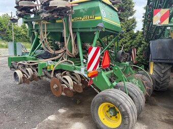 Siewnik Zbozowy John Deere 750A szerokość robocza 6m rok 2 - 9