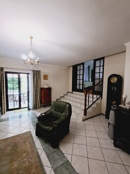Dom parterowy z użyt. poddaszem o pow. 240 m2, Wolica - 9