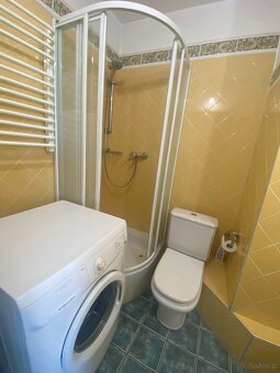 Mieszkanie o pow. 42m2, balkon, I piętro, Os. Asnyka - 9