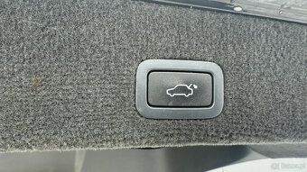 Volvo XC70 D5 4x4 2008r Full opcja Szwajcar - 9