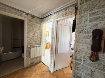 Mieszkanie o pow. 43m2, balkon, III piętro, Os. Kaliniec - 9
