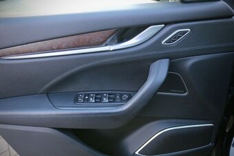 Maserati Levante S Q4 - 9