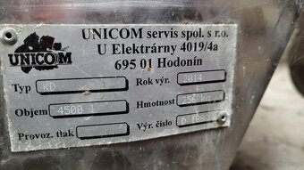 Zbiorniki UNICOM stojące o pojemności 4.500 L - 9