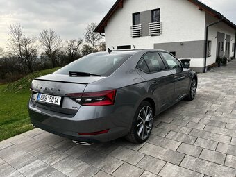 Škoda Superb 2023 Sport Line DSG 4x4 - 9