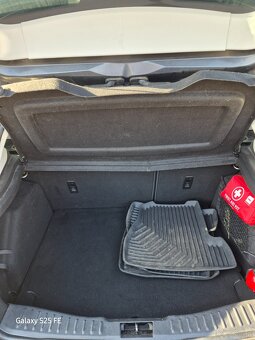 Sprzedam,zadbany, salon polska - 9