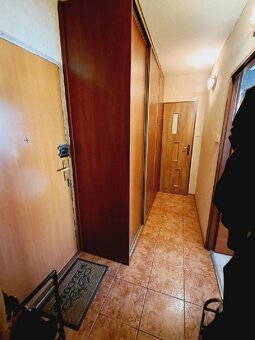 2 pokojowe mieszkanie, 32.18m2, III piętro, Os. Asnyka - 9