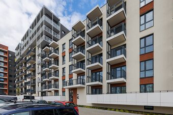 Dwupokojowe mieszkanie na parkingu Manufaktury - 9