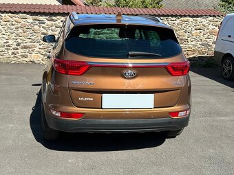 Kia Sportage 2.0 CRDi 4x4 - 9