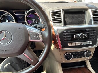 Mercedes-Benz GL 350 BlueTEC 4MATIC - 9
