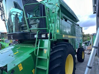 Kombajn zbożowy John Deere 2264 heder 6m +stół do rzepaku r - 9
