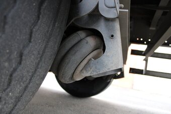 Schmitz Cargobull SCS 24/L - 13.62EB, ZVEDACÍ NÁPRAVA - 9