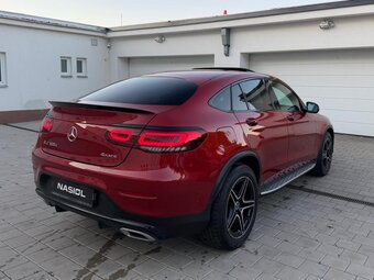 Mercedes-Benz GLC 300 d - 9