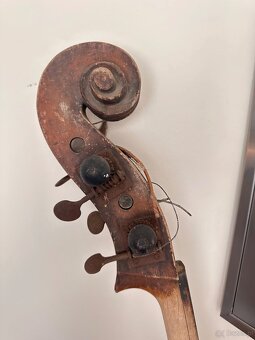 Starý kontrabas - 9