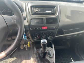 Fiat Dobló 1.3JTD 5 miejsce - 9
