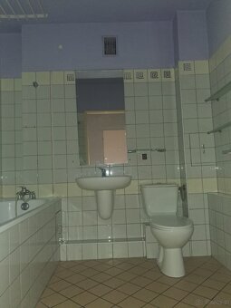 Mieszkanie o pow. 45.92m2, balkon, wysoki parter, Os.Korczak - 9