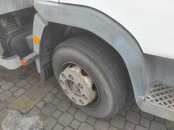 IVECO EURO CARGO 120 EL 21 CHLADAK r.v.2001 - 9