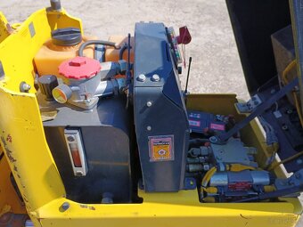 Walec okołkowany Bomag BMP 8500 - 9