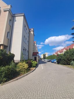 Mieszkanie o pow. 34.61m2, balkon, parter, os. Korczak - 9