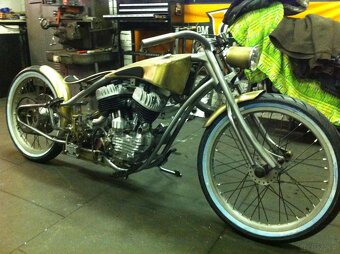 Harley davidson WLC750 - 9