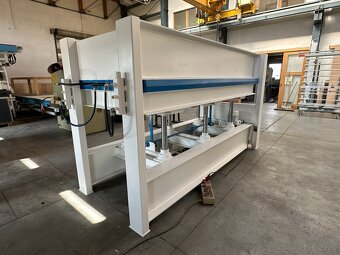 Prasa do forniru KOLMAG 3000x1300 mm - BRNO / CZ - 9