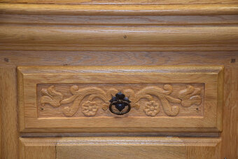 kredens z drewna dębowego - super stan - 9