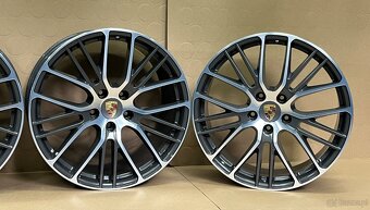 21 cali OE Porsche Panamera 971 Exclusive Design Sport - 9