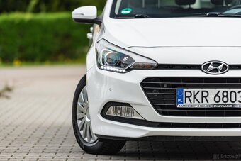 HYUNDAI i20 - 9