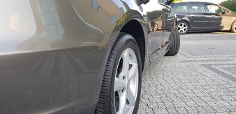 SEAT LEON niski przebieg benzyna - 9