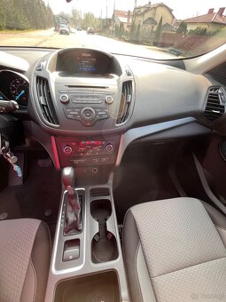 Ford Escape 1.5 EcoBoost AWD SE - 9