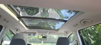 🔹Volkswagen Touran 1.6 TDI (2011) panorama, felgi aluminiow - 9