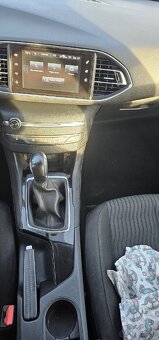 Peugeot 308 1.6 hdi - 9