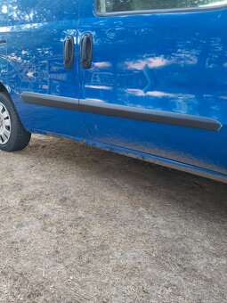 Sprzedam auto dostawcze fiat Doblo - 9