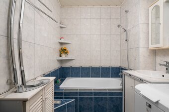 Funkcjonalne 3 pokoje w dobrej lokalizacji - 9