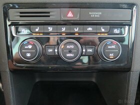 Volkswagen Sportsvan 1.4TSI,DSG,navi,klima,výhřev,kamera - 9
