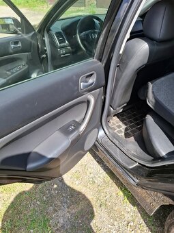 Sprzedam Honda Accord - 9