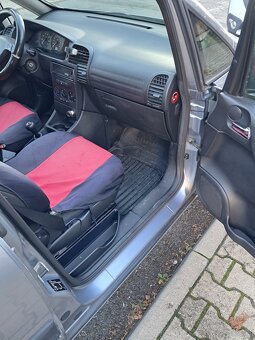 Zafira 1.6 B  + G - 9