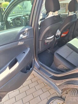 Hyundai Tucson - 9