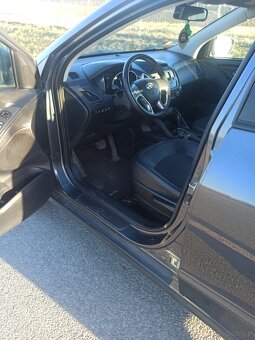 Hyundai ix35 2.0benz-gaz 4x4 - 9