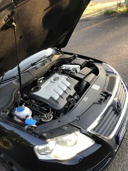 Volkswagen Passat B6 2.0 TDI Sportline - 9