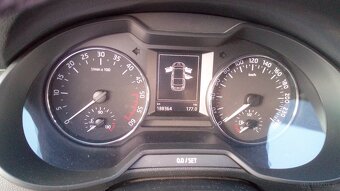 Skoda Octavia 1.6 TDI - 9