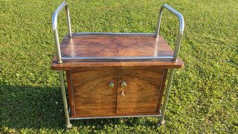 Chromový funkcionalistický servírovací stolek - 9