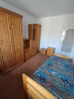 3 pokoje, powierzchnia 61m2, III piętro, balkon, umeblowane - 9